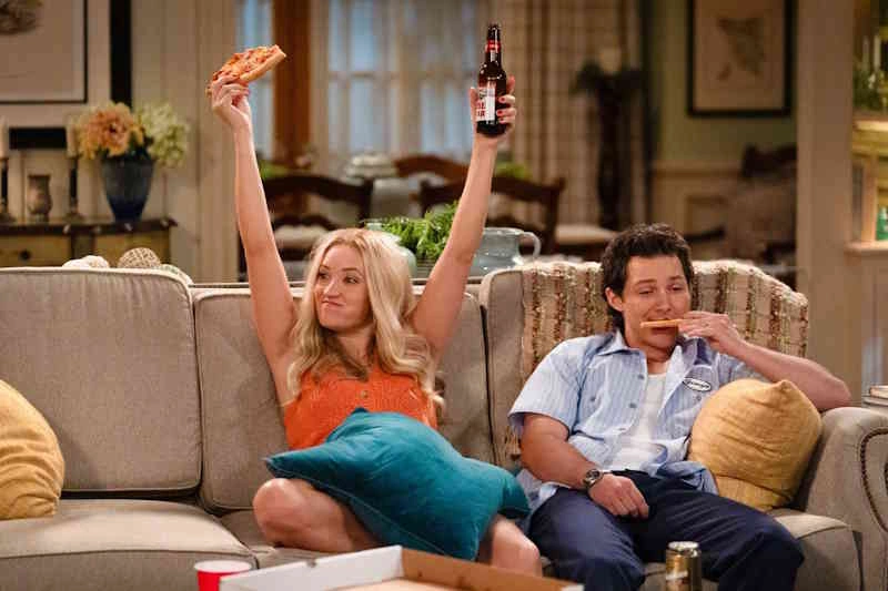 Первый брак Джорджи и Мэнди 2 сезон серия 6 «Разбитое сердце и убежище угнетённых»